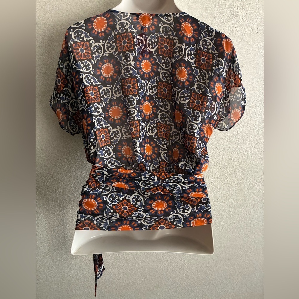 Escada Silk Short Sleeve Floral Wrap Blouse 36/S - Picture 3 of 15